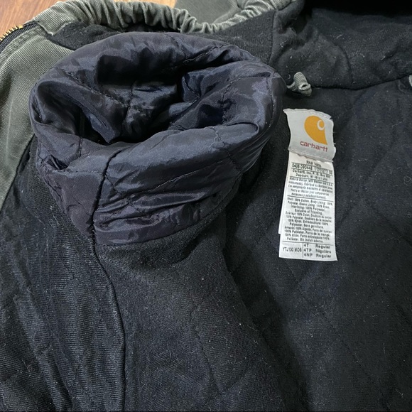 (Sold) Carhartt toddler boy lined hoodie jacket - Picture 12 of 15